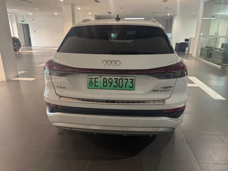 Audi q4