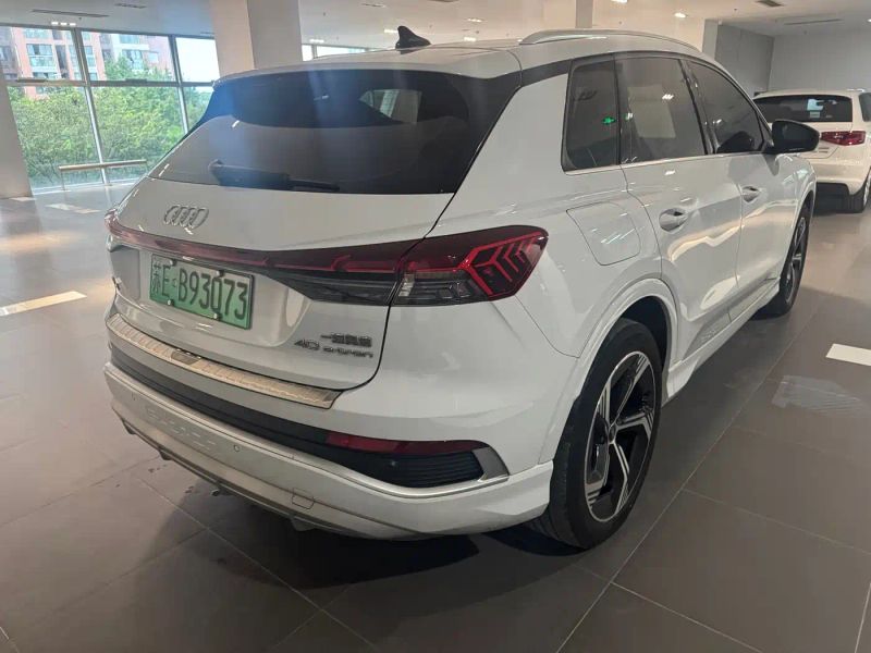 Audi q4