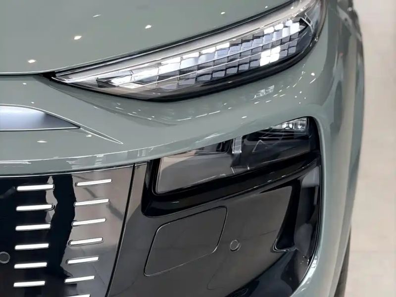Audi q6l