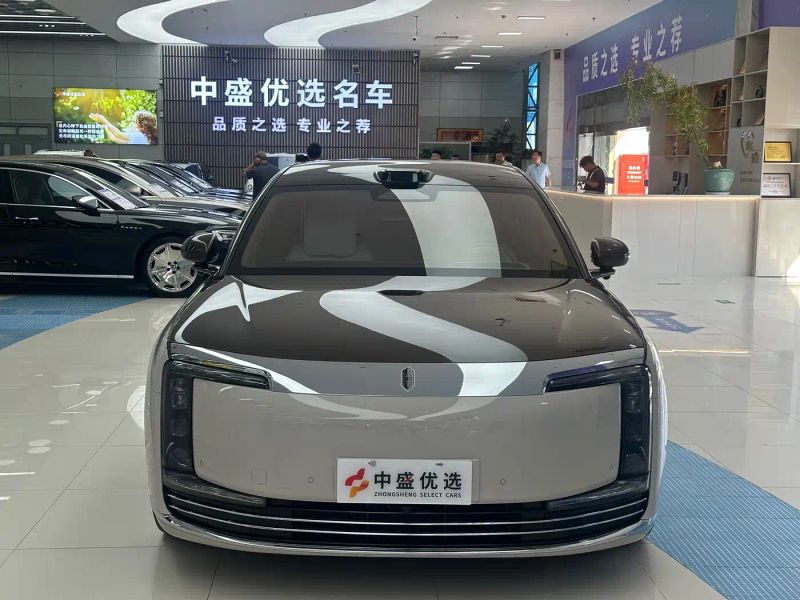 Zun_jie suv