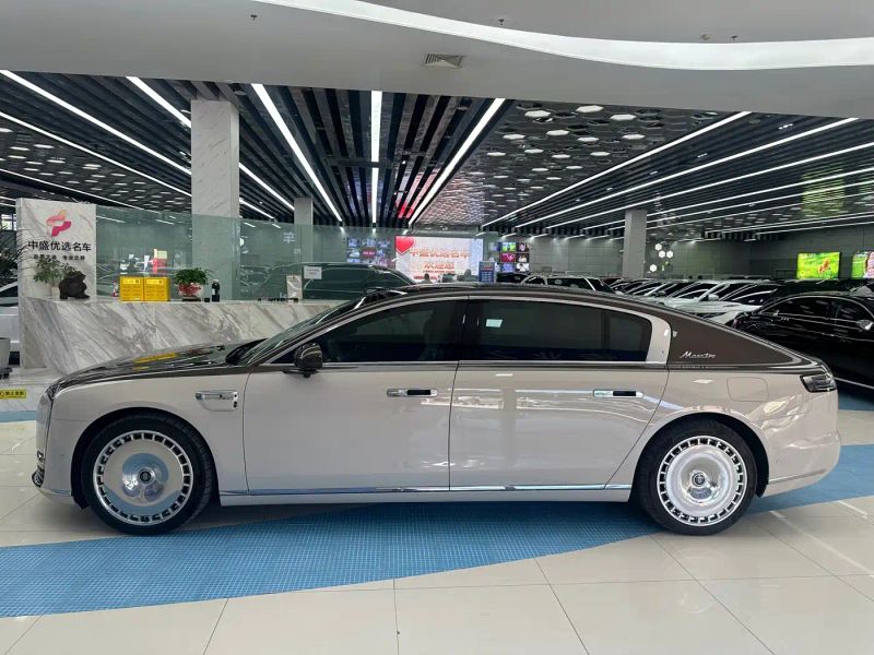 Zun_jie suv