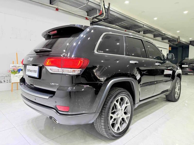 Jeep cherokee