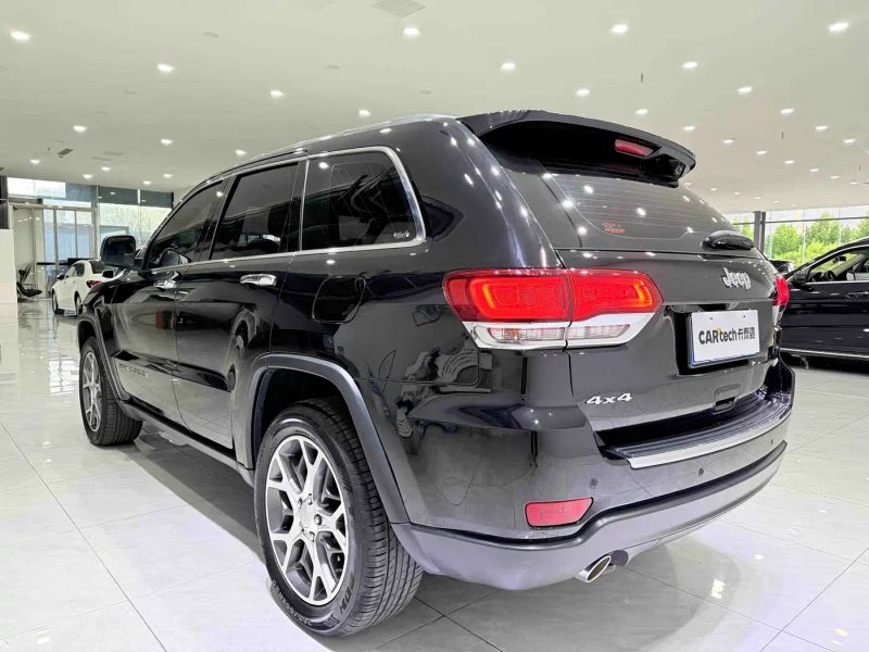 Jeep cherokee
