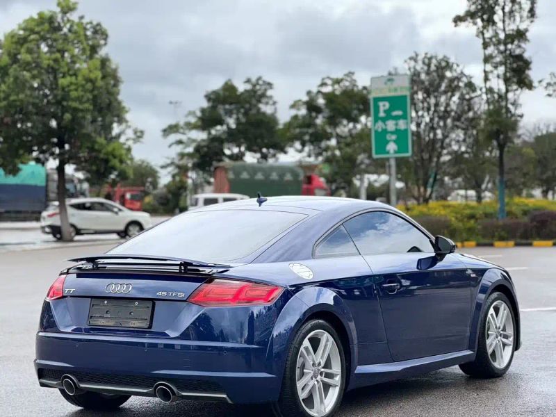 Audi TT