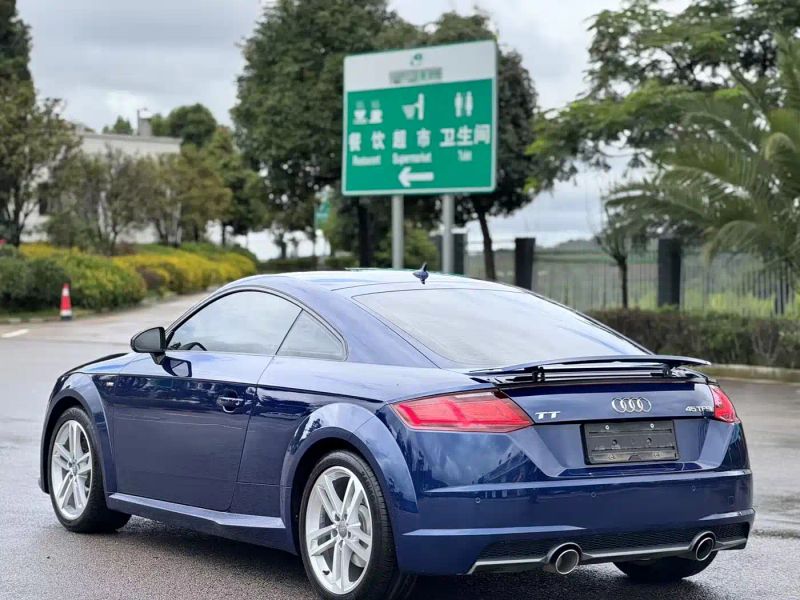 Audi TT
