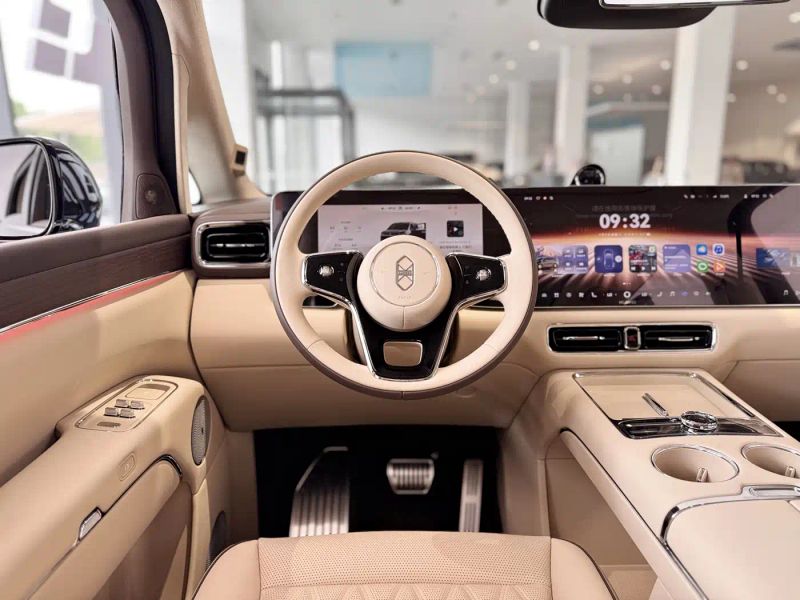 Luxeed v