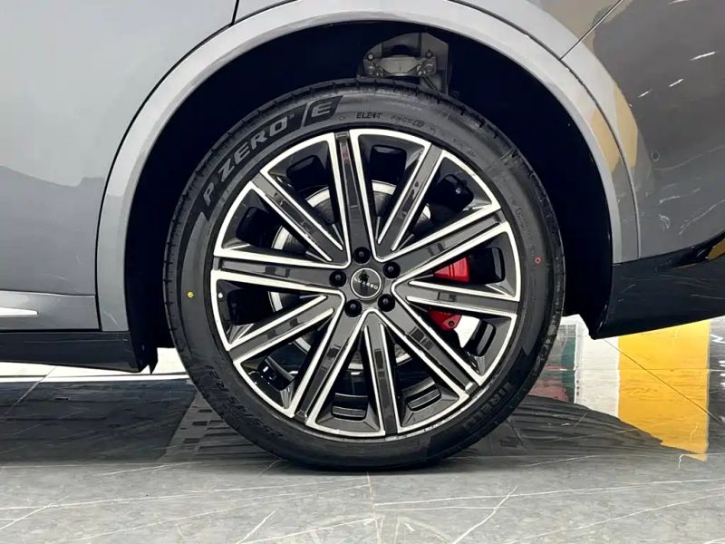 Luxeed r7