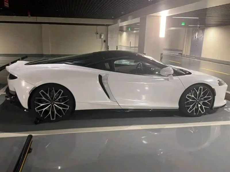 Mclaren GT