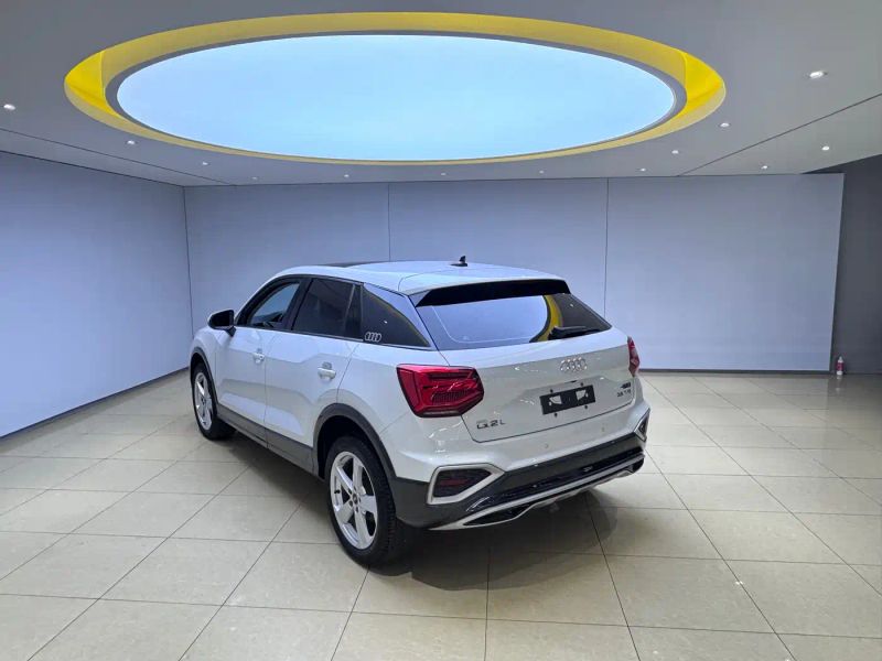 Audi q2l