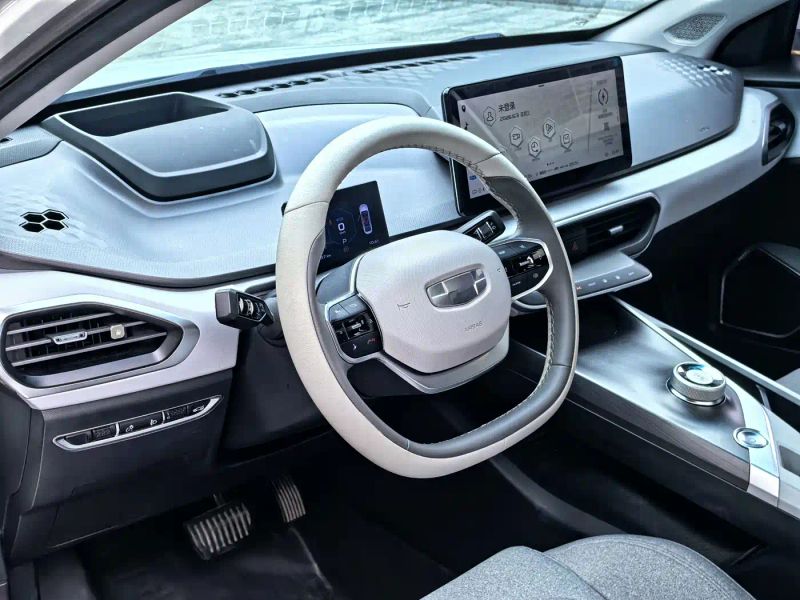 Geely geometrya