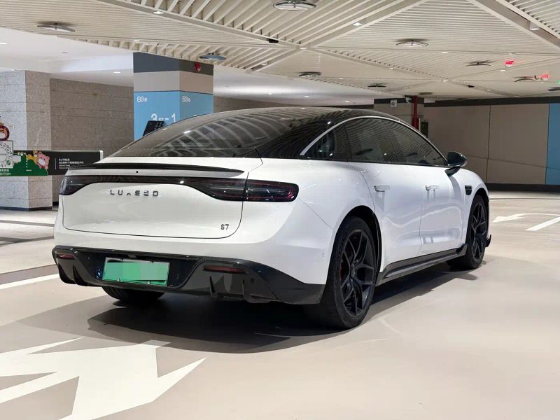 Luxeed 智界s7