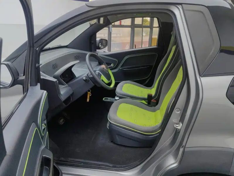 Baojun e