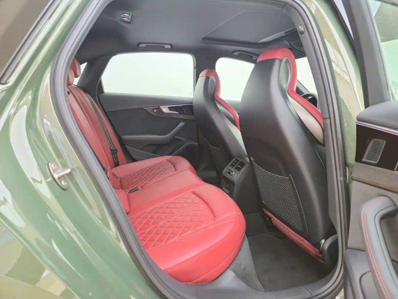 Audi s
