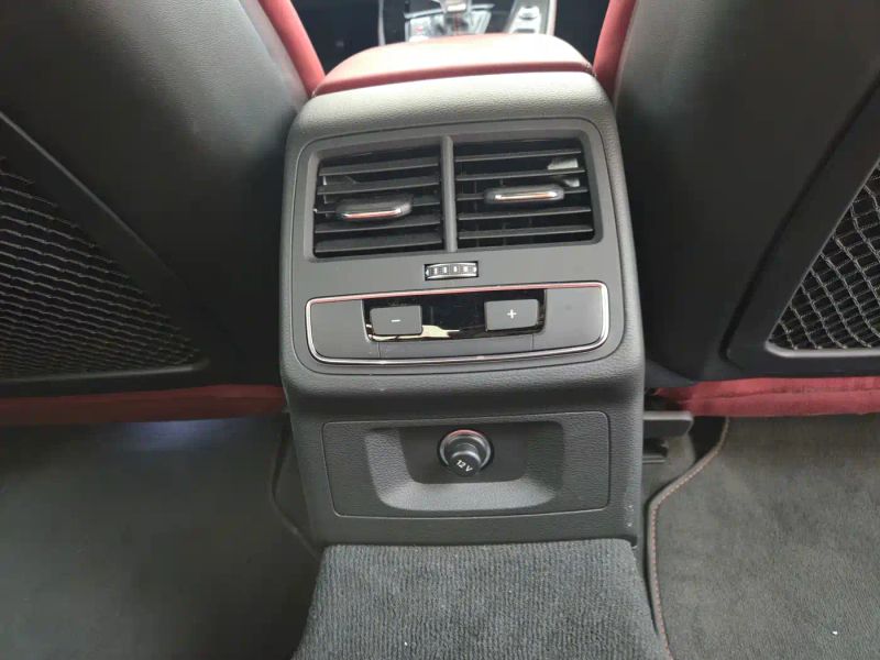 Audi s