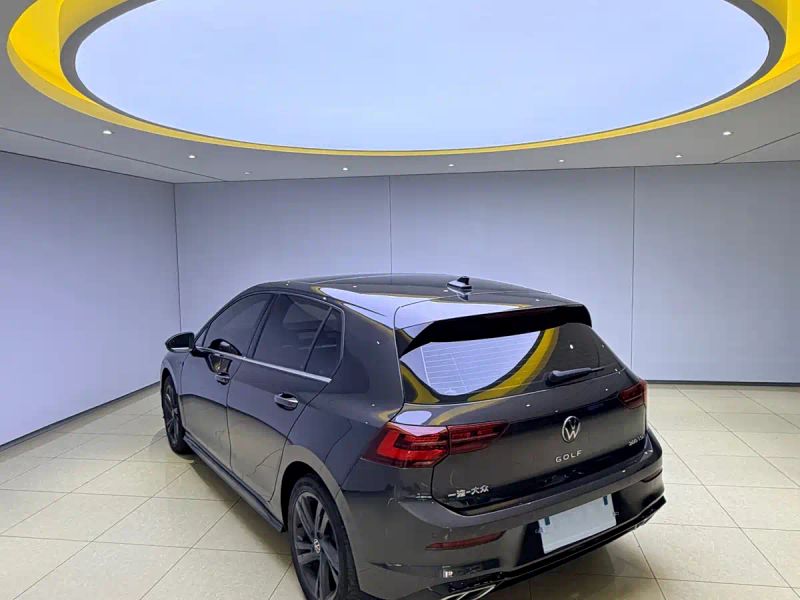 faw-volkswagen golf