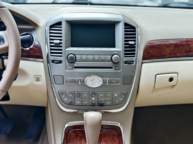 ancove sedan