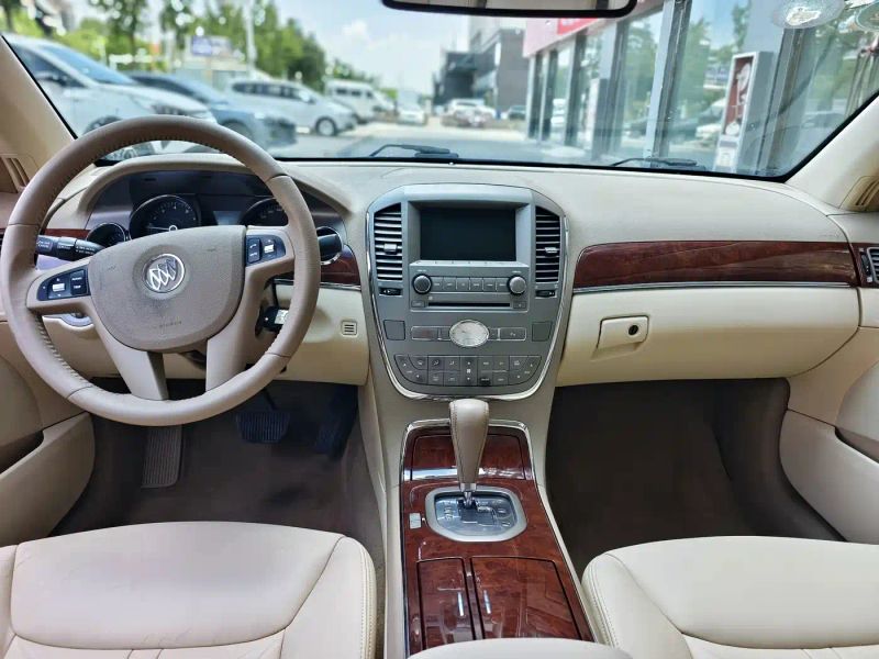 ancove sedan