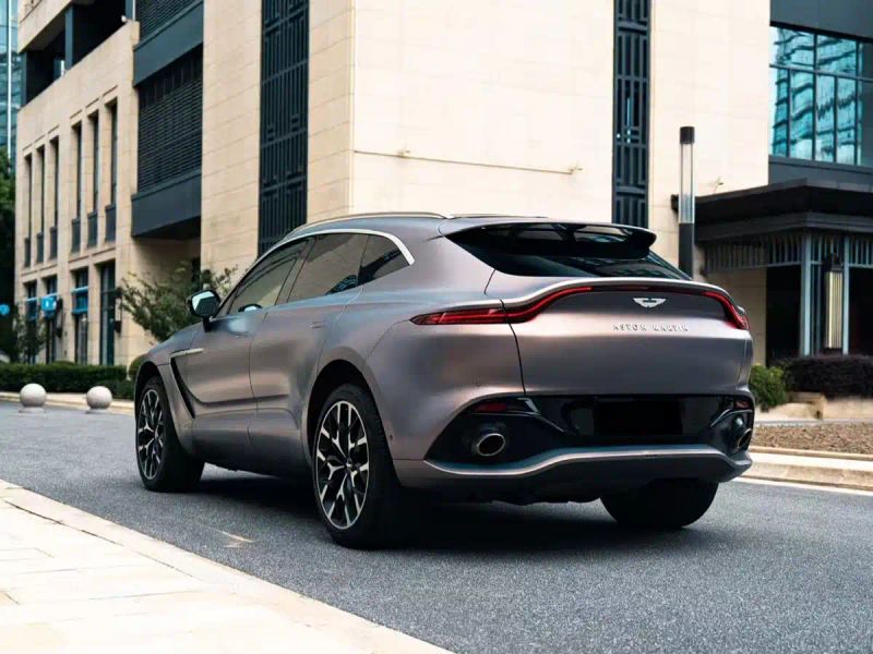 Aston-martin dbx