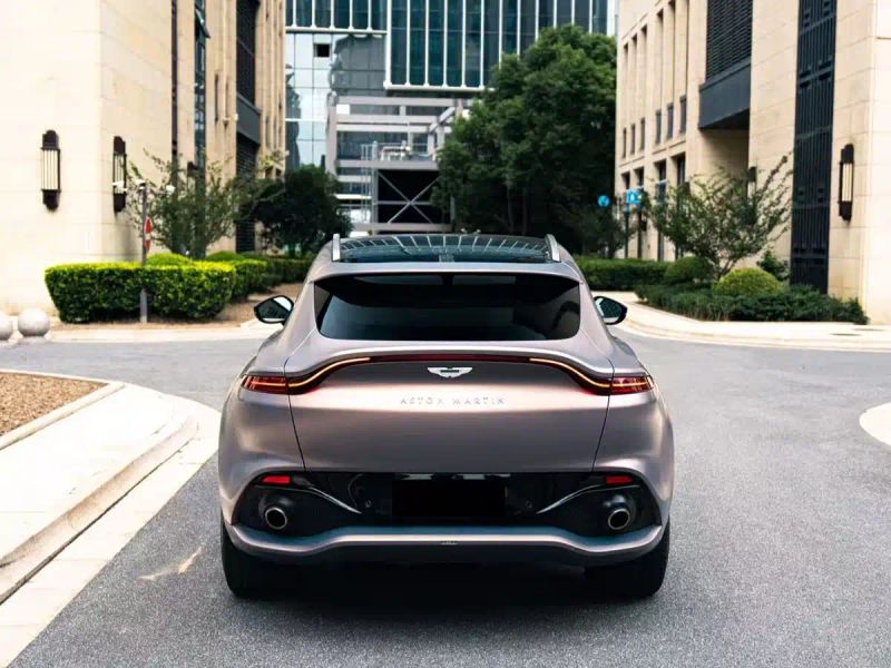 Aston-martin dbx