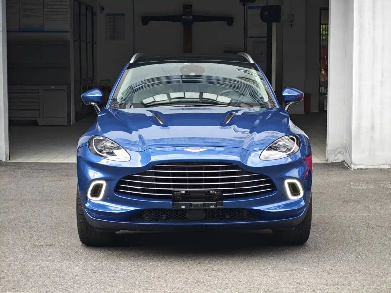 Aston-martin dbx
