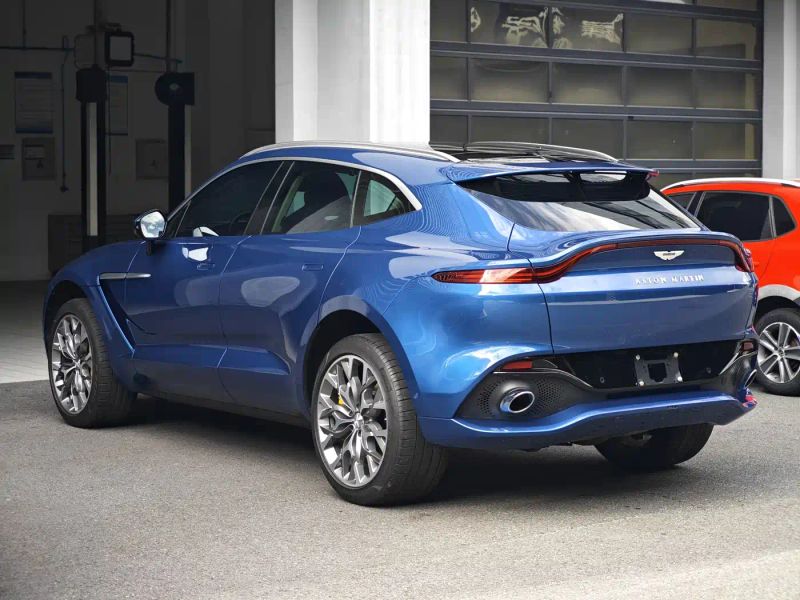 Aston-martin dbx