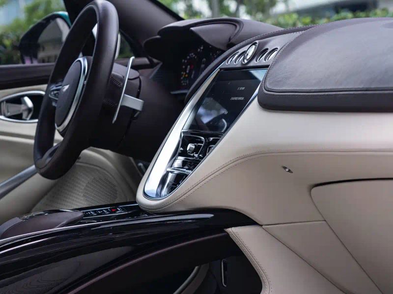 Aston-martin dbx