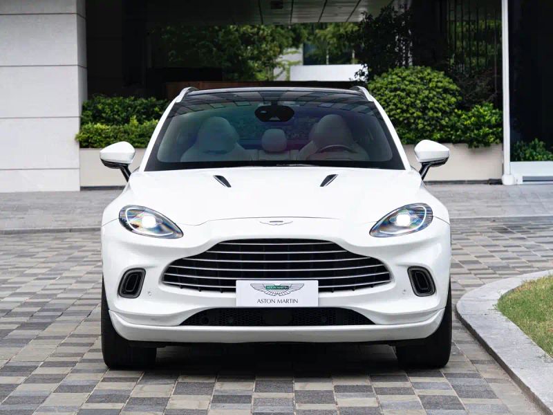 Aston-martin dbx