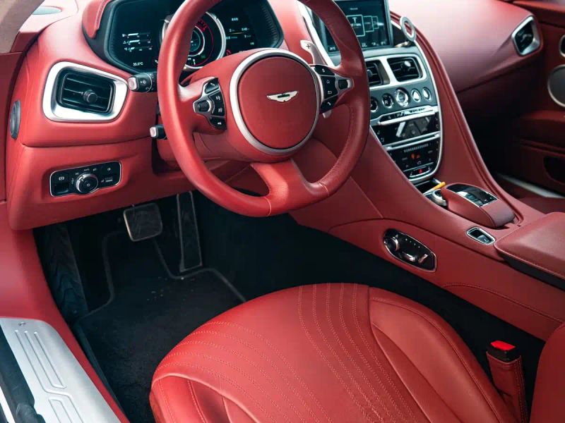 Aston-martin db11