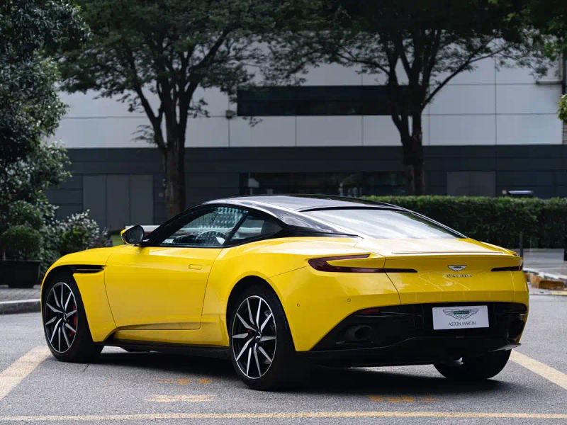 Aston-martin db11