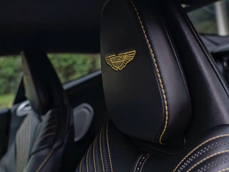 Aston-martin db11