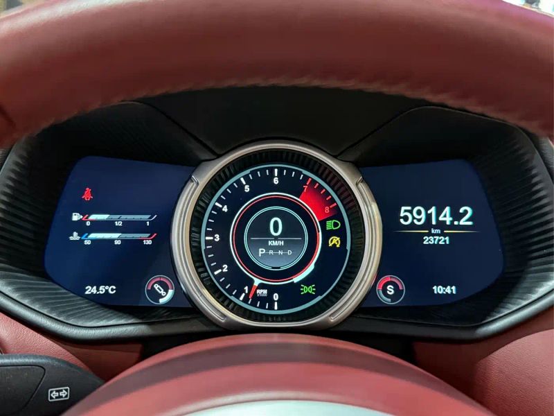 Aston-martin db11