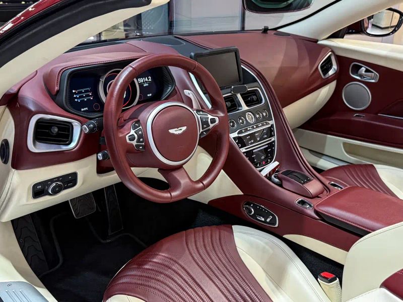 Aston-martin db11