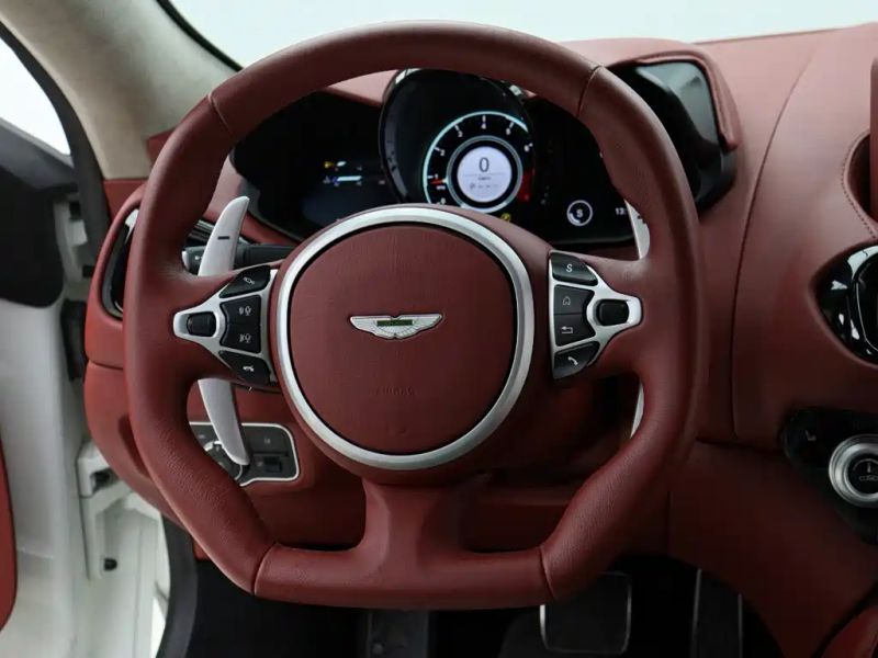 Aston-martin vantage
