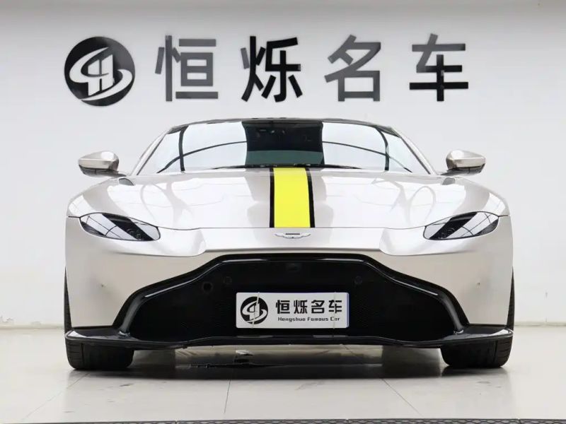 Aston-martin vantage