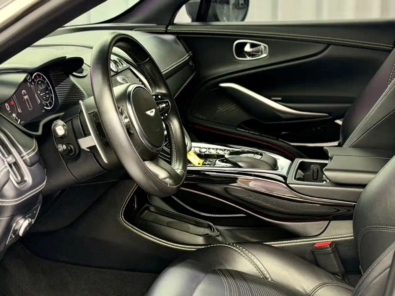 Aston-martin dbx