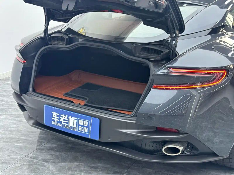 Aston-martin db11