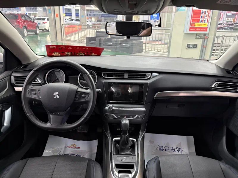 Peugeot peugeot_408