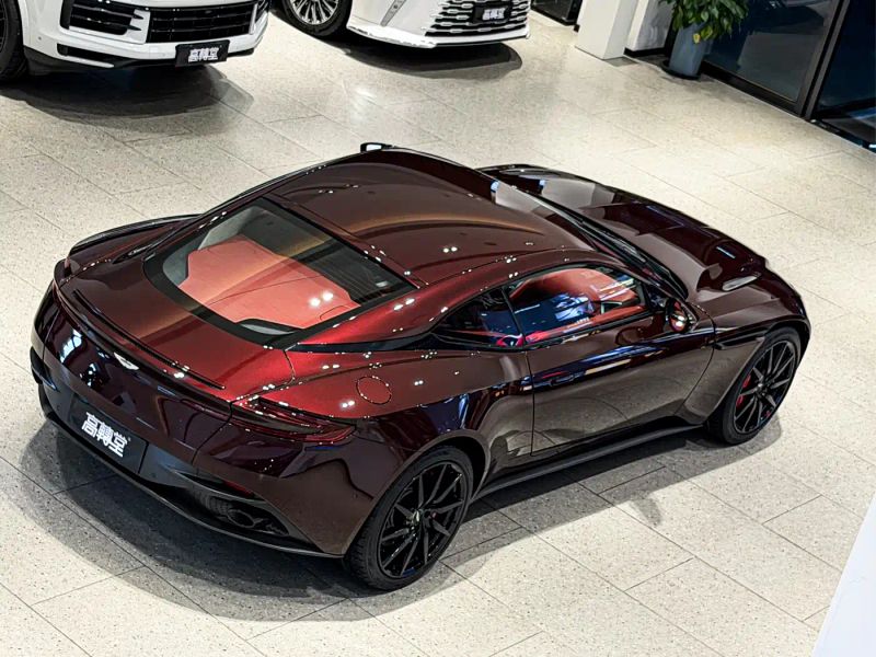 Aston-martin db11