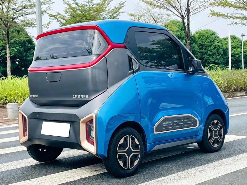 Baojun e