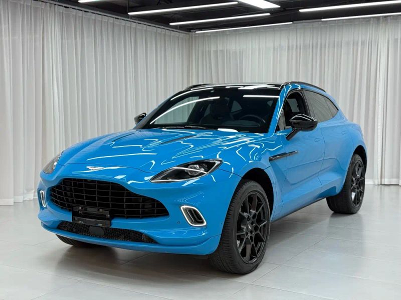 Aston-martin dbx