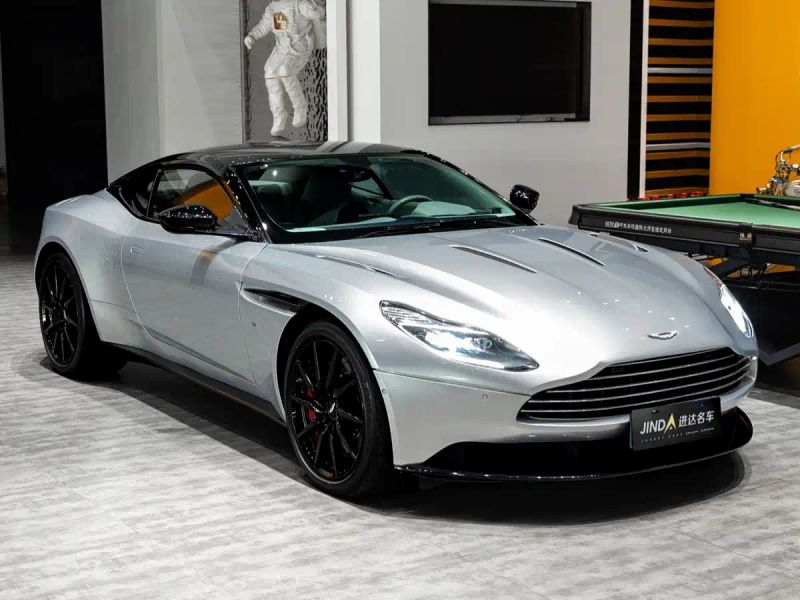 Aston-martin aston-martin-db11