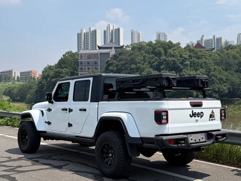 Jeep gladiator