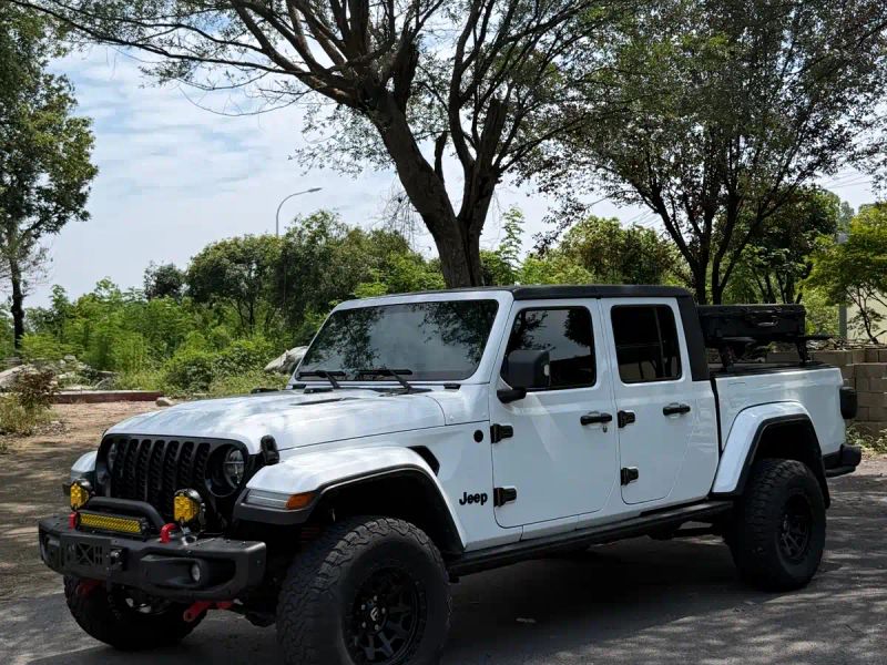 Jeep gladiator