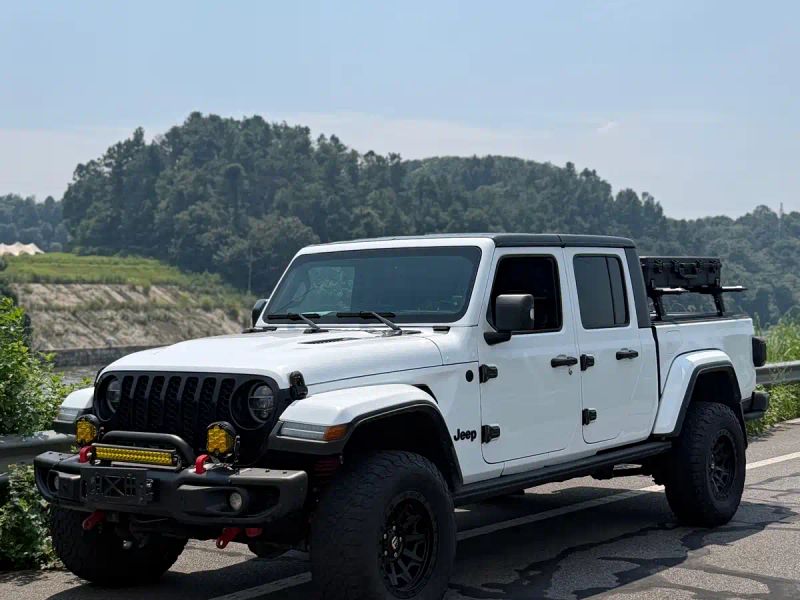 Jeep gladiator
