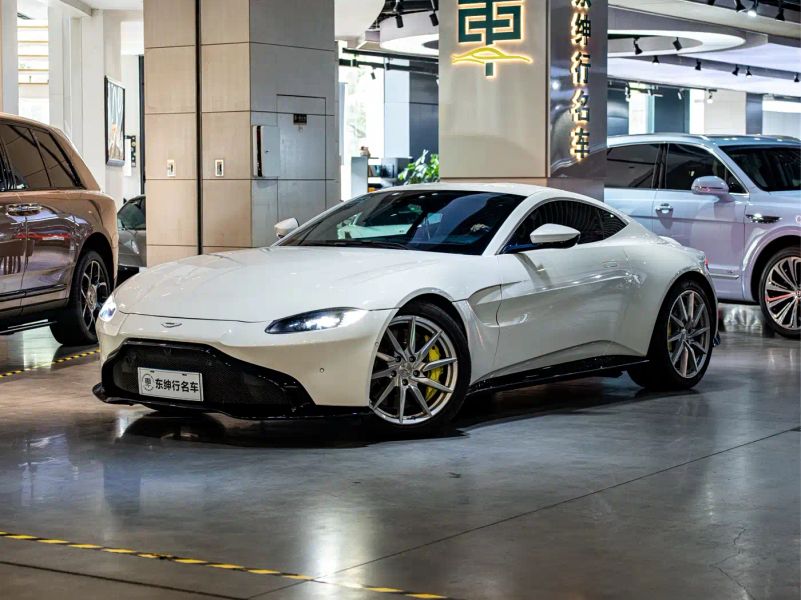 Aston-martin vantage
