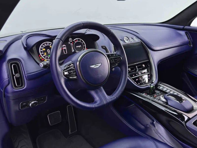 Aston-martin dbx