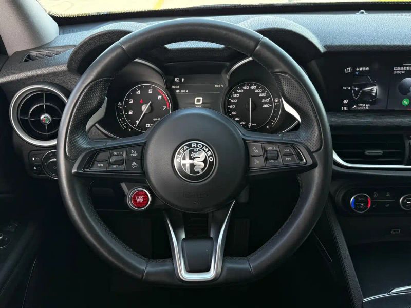 giulia stelvio