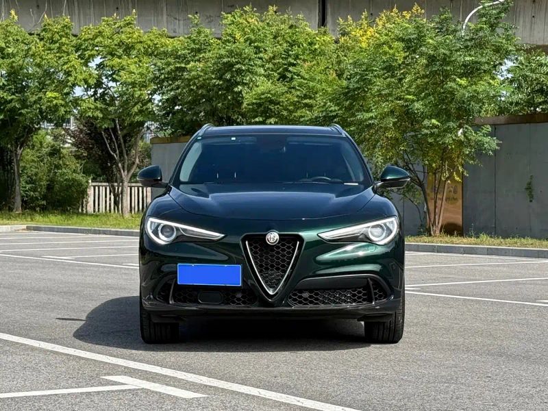 giulia stelvio