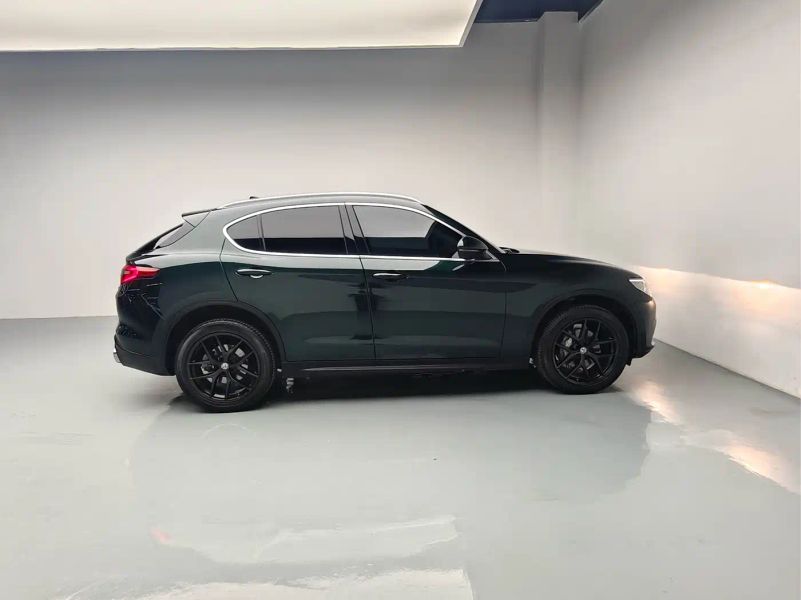 giulia stelvio