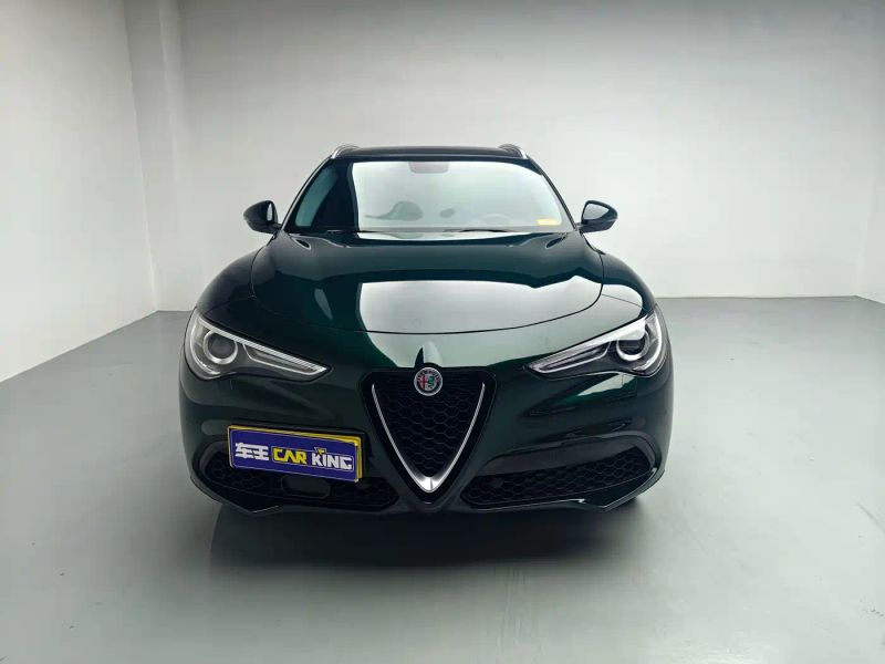 giulia stelvio